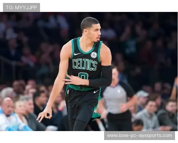 布朗稳定输出,绿军攻守均衡制胜 布朗稳定输出,绿军攻守均衡制胜