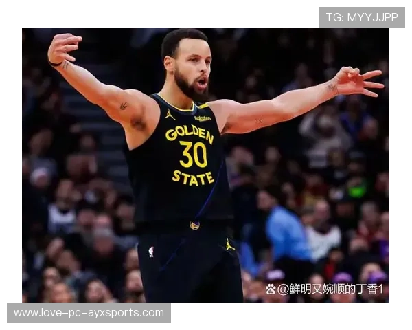 库里极致三分手感出现,勇士全场躁动不止