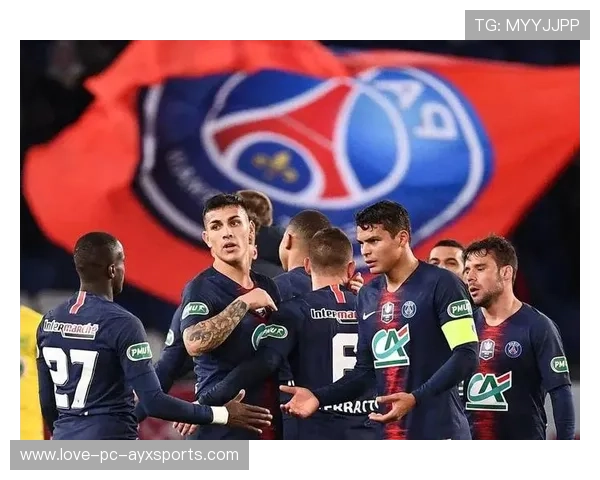 法甲巴黎后场防守稳健，反击收获关键进球